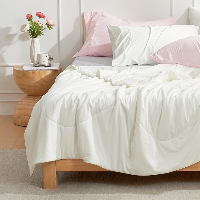 Cozy Bliss Cooling Comforter King Size, Cooling Blankets for Hot Sleepers and Night Sweats, Cream Summer Comforter for King Size Bed, Breathable Soft Lightweight Silk Smooth