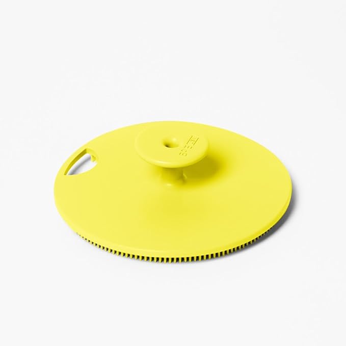 Boie USA Body Scrubber with Handle - Hygienic, Exfoliating Loofah Alternative - Feels Like Silicone Scrubber Gentle on Sensitive Skin, Hypoallergenic, BPA & Latex-Free, Made in The USA (Yellow)