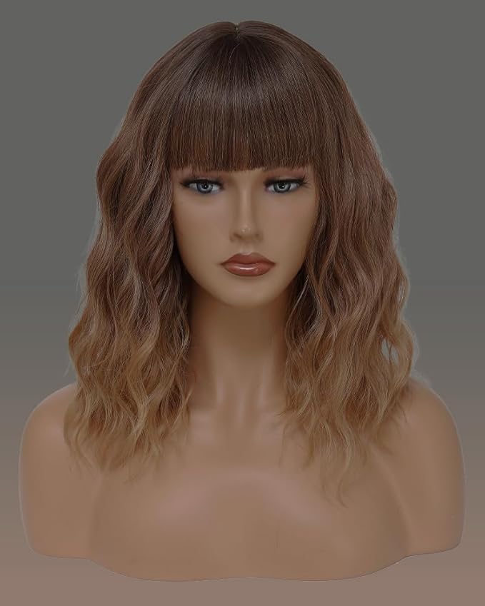 WAVE&BREEZE Brown Mixed Blonde Wigs with Bangs Bob Wavy Wigs for Women 14 Inch Shoulder Length Wig Natural Looking Synthetic Hair Replacement Wigs for Daily Party Use Cosplay Costume Halloween Wig