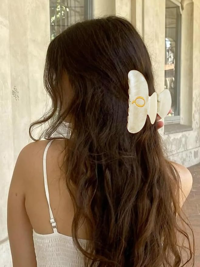 LILIE&WHITE Acrylic Letter Hair Clips For Women Stylish Q Initial Hair Claw Alphabet Hair Clip Fashion Glitter Monogram Claw Clip Elegant And Durable Hair Accessory Large Hair Clips Q