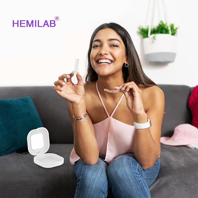 HEMILAB® Retainer Case with Mirror, Slim Aligner Case with Vent Holes, Compatible with Invisalign, Mouth Guard Box with Retainer Removal Tool, White