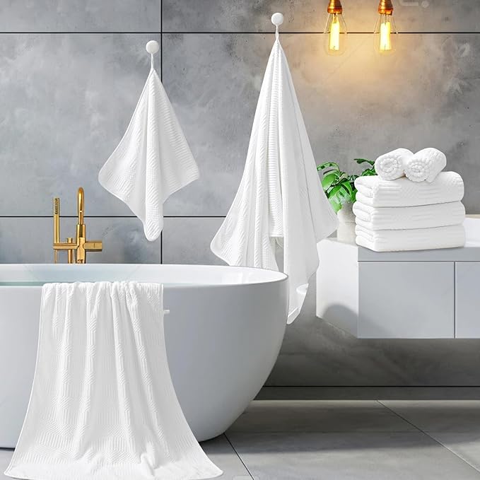 Ycosy 4 Pack Extra Large Microfiber Bath Towels Set,35x70 inches,600GSM,Less Lint Highly Absorbent Super Soft & Quick Dry,Oversized Bath Towels,Perfect for Bathroom Gym Pool,White