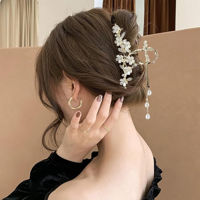 Elegant Floral Hair Clip, Pearl Tassel Bun Holder, Gold Lily of The Valley Design with Dangling Pearls, Temperament Pearl Bun Hair Clip Back Of The Head Shark Clip