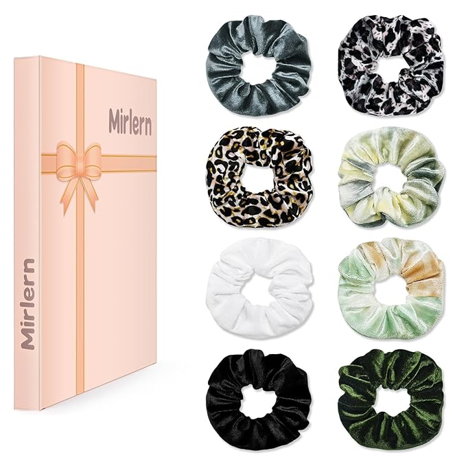 Velvet Scrunchies with Zippers Pocket, 8 Pcs Velvet Soft Hair Ties, Hidden Pocket Hair Scrunchies Accessories for Women Girls, Ponytail Holder Secret Compartment Items (Black Leopard Print)