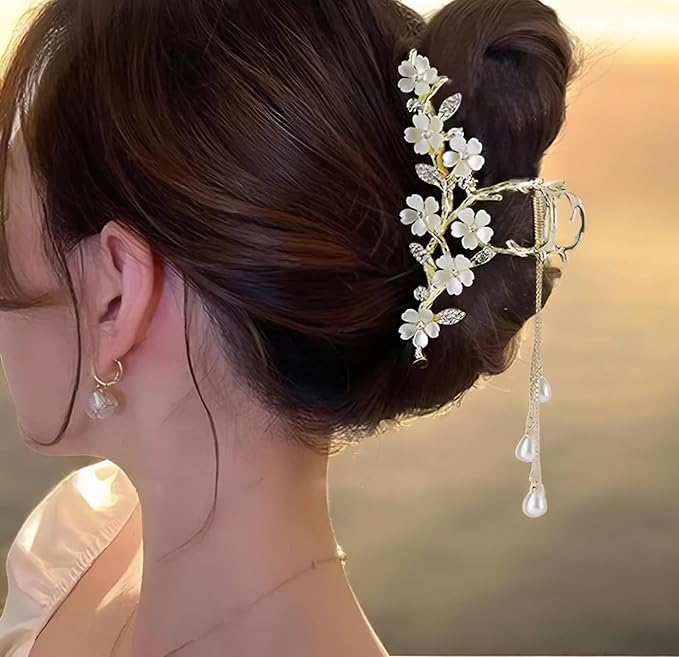 Elegant Floral Hair Clip, Pearl Tassel Bun Holder, Gold Lily of The Valley Design with Dangling Pearls, Temperament Pearl Bun Hair Clip Back Of The Head Shark Clip