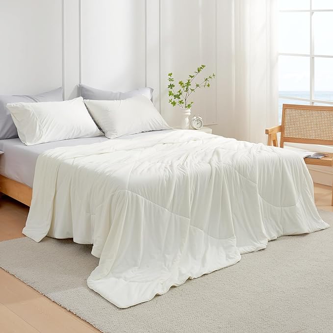 Cozy Bliss Cooling Comforter King Size, Cooling Blankets for Hot Sleepers and Night Sweats, Cream Summer Comforter for King Size Bed, Breathable Soft Lightweight Silk Smooth