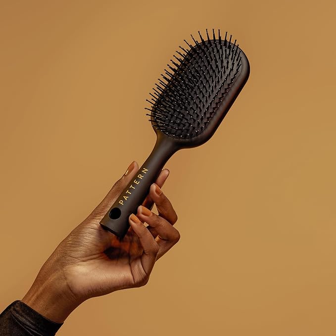 PATTERN Beauty by Tracee Ellis Ross Paddle Brush - Heat-resistant Nylon Bristle Brush for Curly, Coily & Tight Textured Hair