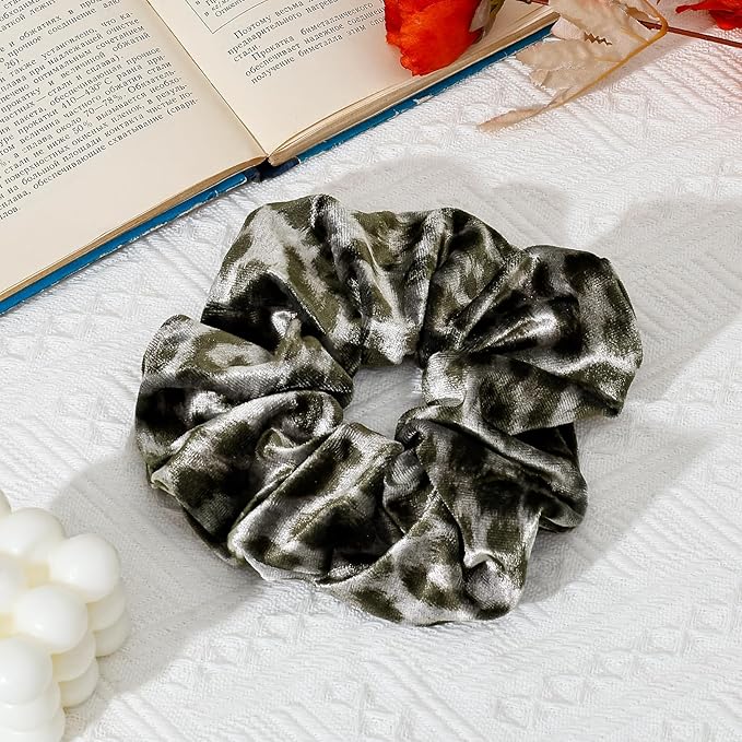2-Piece Velvet Hair Scrunchies, Non Slip Leopard Print Hair Ties for Daily Styling, Parties & Workouts, No Damage Scrunchy Ponytail Holders Hair Accessories for Women & Girls (Blue & Coffee)