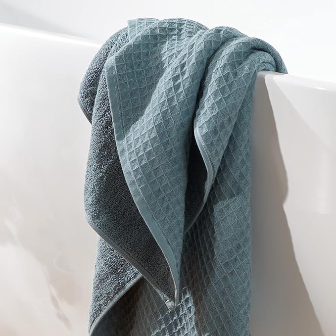 UCHINO Waffle Twist Cotton Weave Bath Towel for Bathroom Lightweight Absorbent Quick Dry Honeycomb Texture Solid Terry Loop Reverse 30" x 60", 1 Bath Towel, Eucalyptus