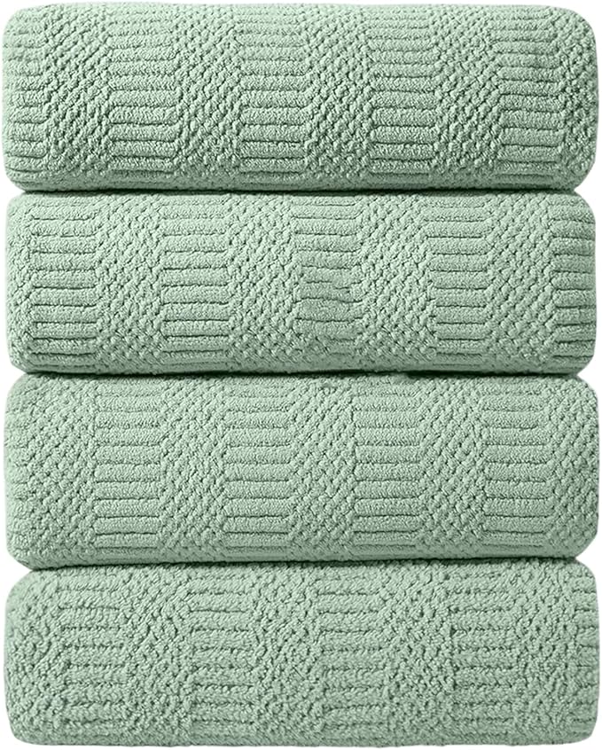 Ycosy 4 Pack Extra Large Microfiber Bath Towels Set,35x70 inches,600GSM,Less Lint Highly Absorbent Super Soft & Quick Dry,Oversized Bath Towels,Perfect for Bathroom Gym Pool,Green