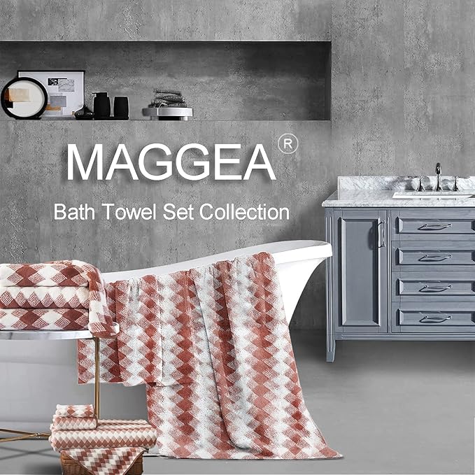 Bath Towel Set 4 Pack-35x70 Towel,Extra Large Bath Sheet Ultra Soft Bathroom Towel Set Microfibers Bath Towel,Highly Absorbent Quick Dry Oversized Towels Spa Hotel Luxury Shower Towels,Brown
