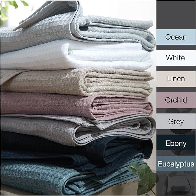 UCHINO Waffle Twist Cotton Weave Washcloth Towel for Bathroom Lightweight Absorbent Quick Dry Honeycomb Texture Solid Terry Loop Reverse 13" x 13", 1 Wash Cloth, Ocean Blue