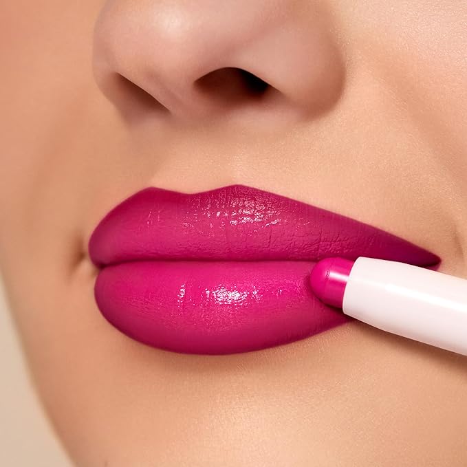 Pupa Milano Vamp! Creamy Duo, 004 Light Rose, 1 Pc - 2 in 1 Lipstick and Lip Pencil - Long Lasting - Lightweight - No-Transfer - Smooth Texture - Highly Pigmented