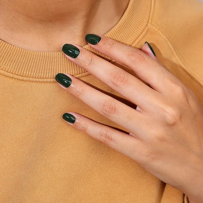 LONDONTOWN lakur Nail Polish - Chip-Resistant, Non-Toxic, Conditions & Hydrates Nails | Glossy Deep Jade, Vibe, .40 fl oz