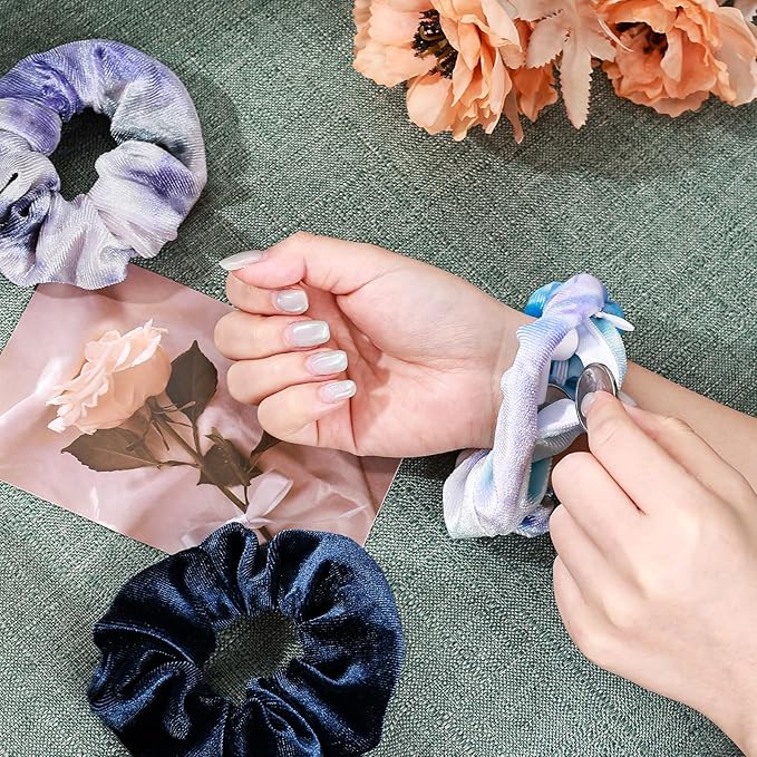 Velvet Scrunchies with Zippers Pocket, 8 Pcs Velvet Soft Hair Ties, Hidden Pocket Hair Scrunchies Accessories for Women Girls, Ponytail Holder Secret Compartment Items (Blue & Purple)